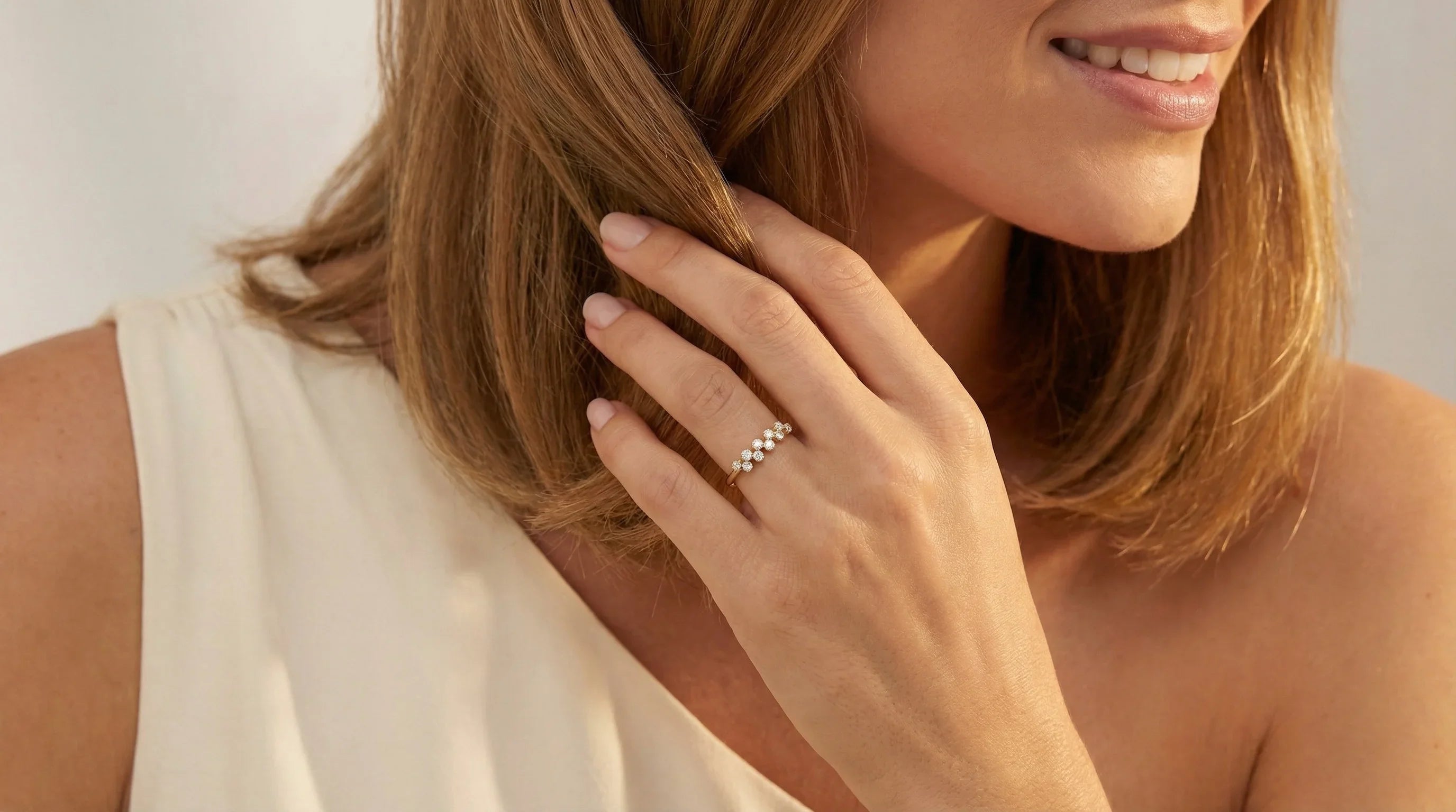 Round Cut Diamond Wedding Bands