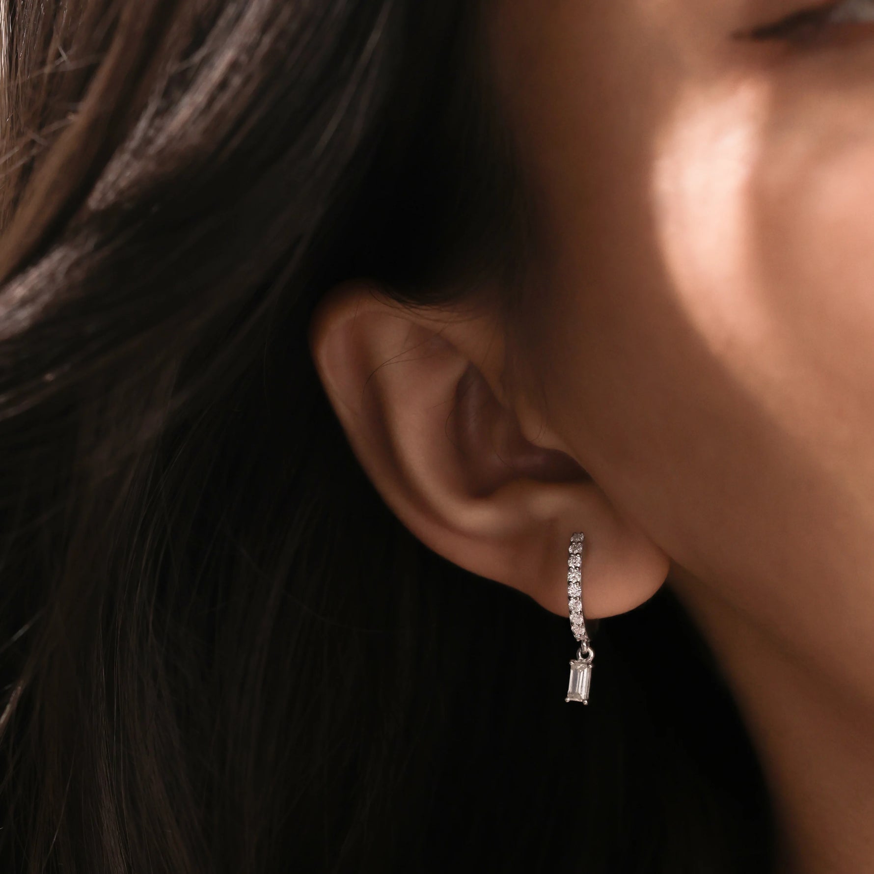 Round Diamond Drop Earring 