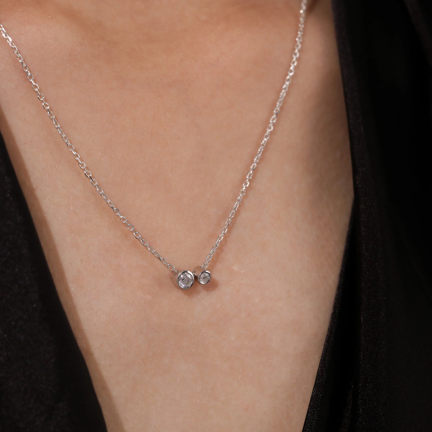 Round Diamond Gold Pendant 