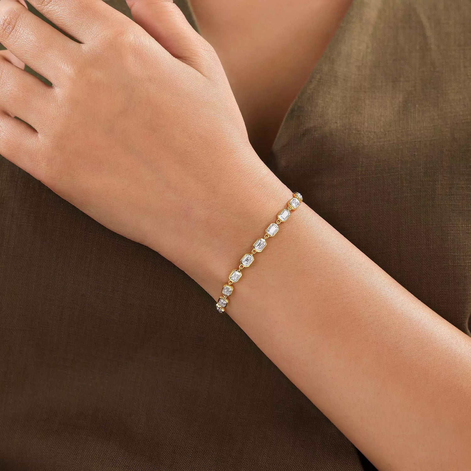 4 CT Emerald Lab Diamond Link Tennis Bracelet
