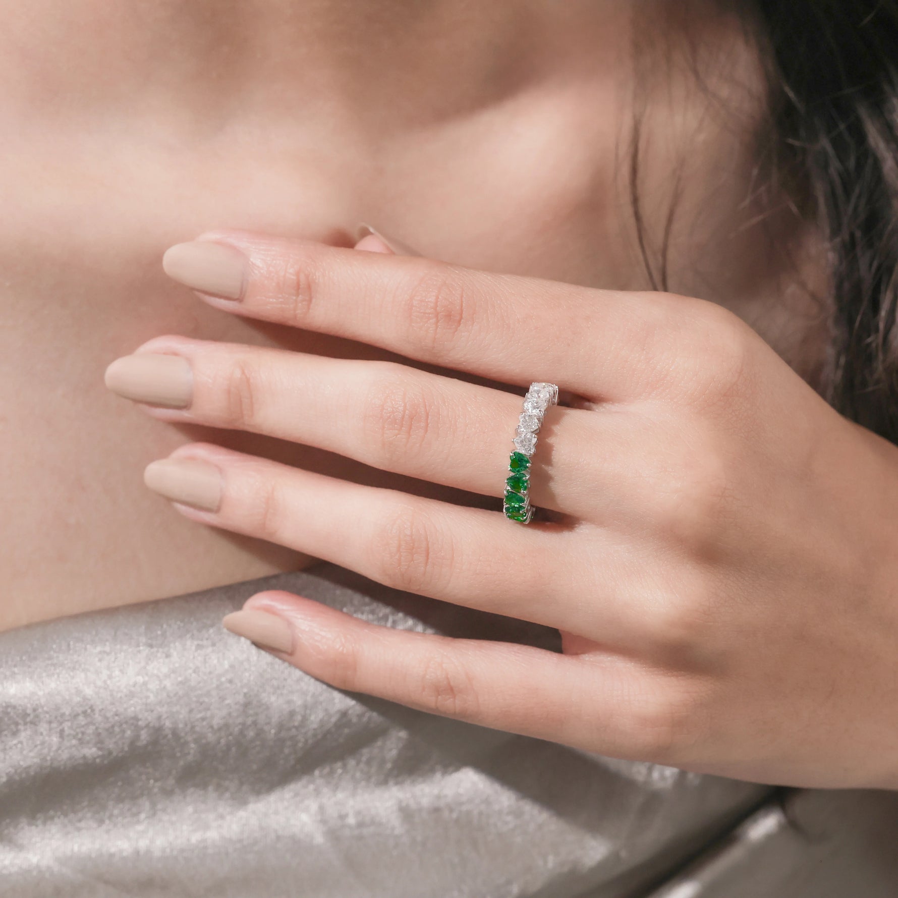 10K White Gold Heart Diamond Emerald Gemstone Women Ring