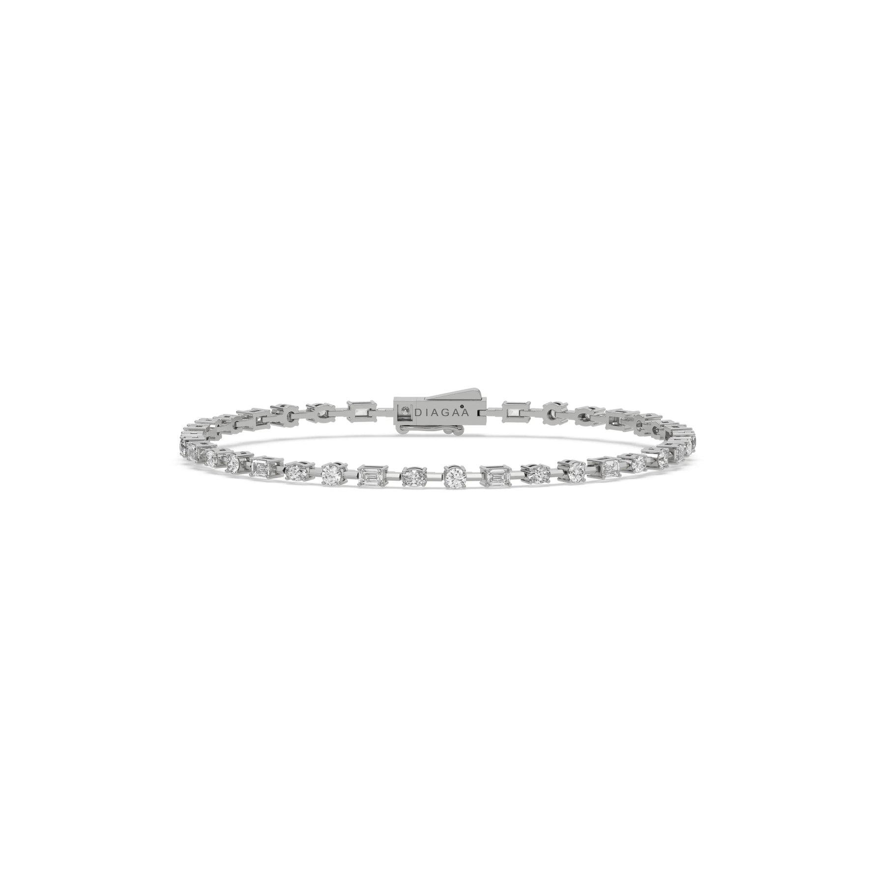 18K White Gold Oval And Emerald Diamond Link Bracelet