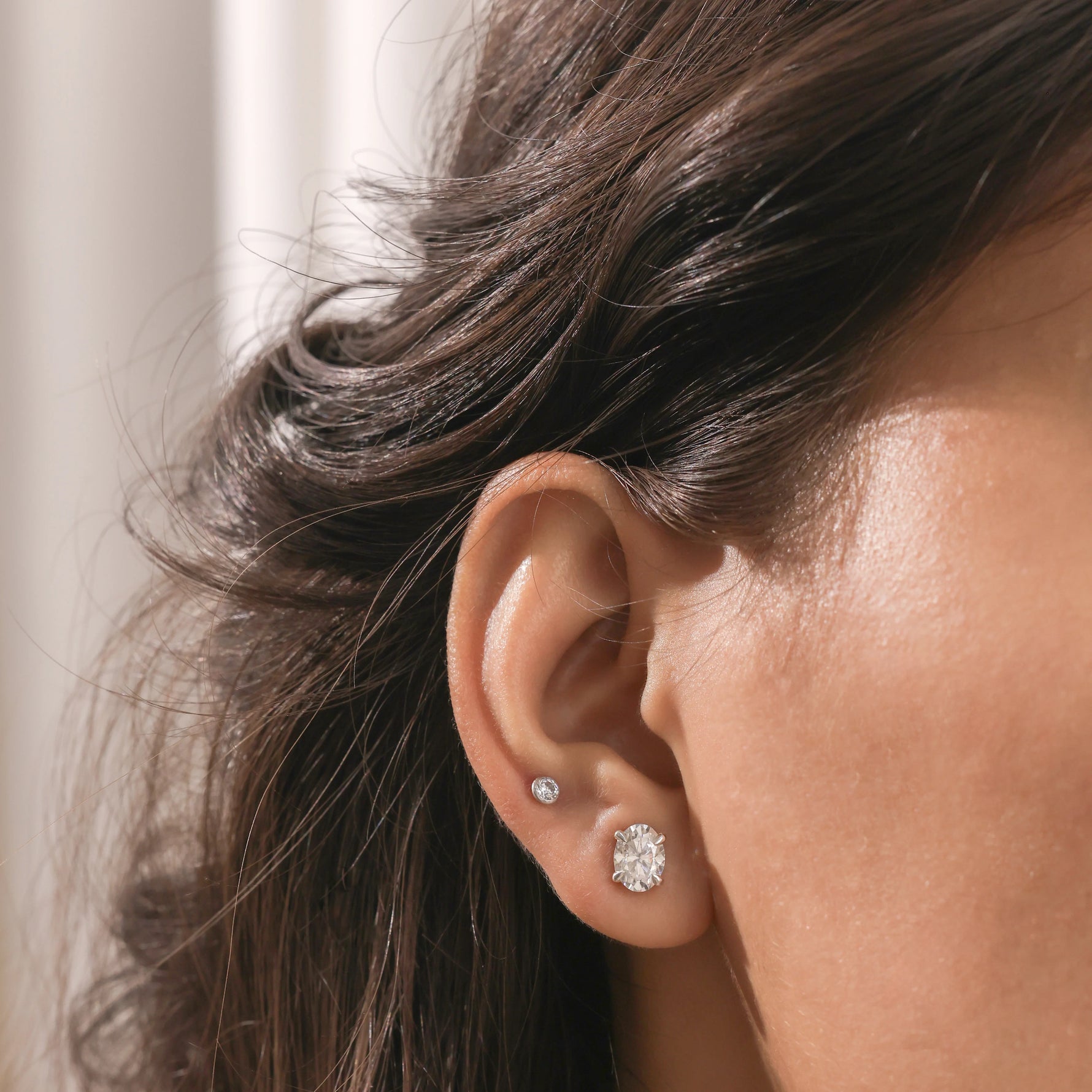 Oval Diamond Gold Earring 