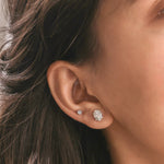 Oval Diamond Earring 