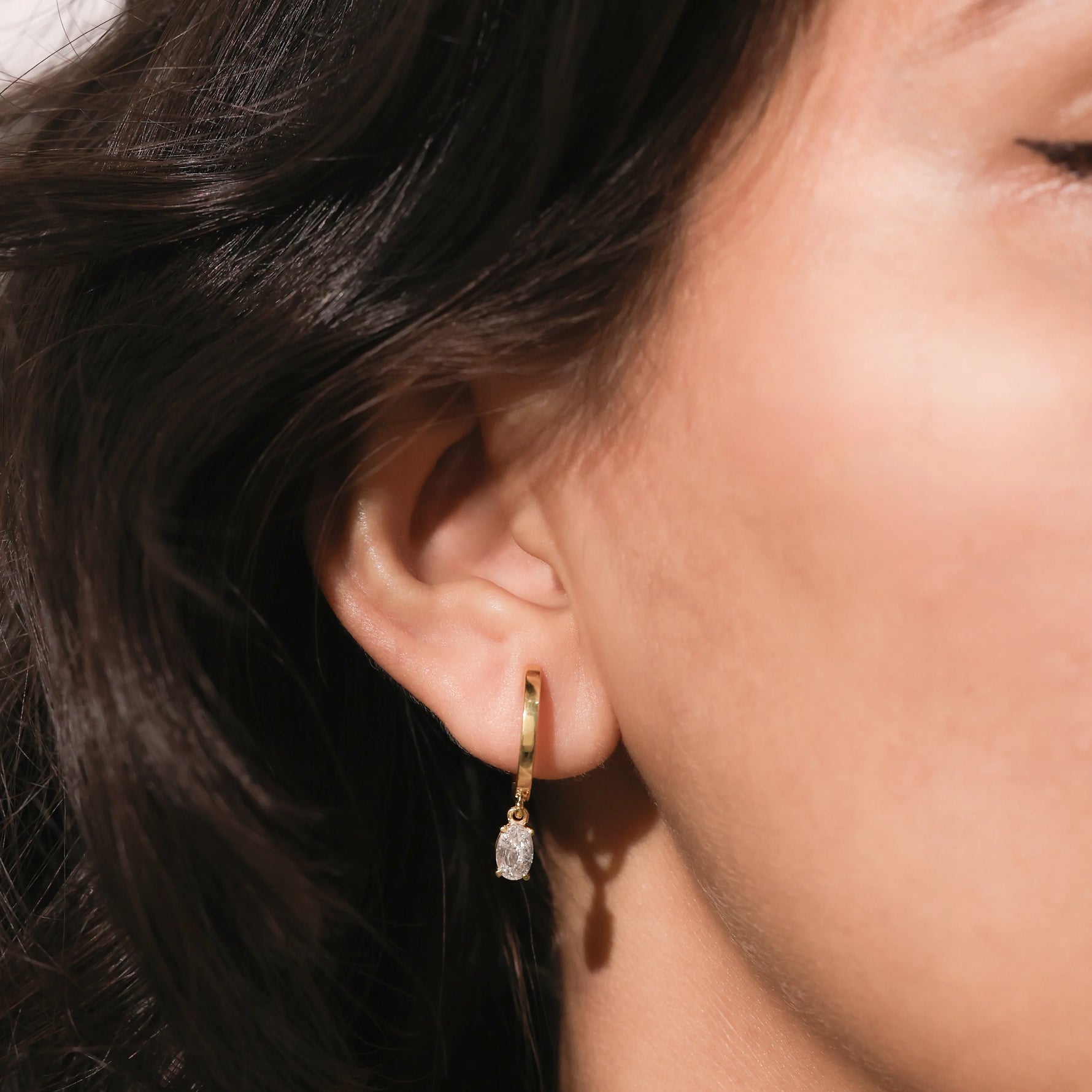 Oval Diamond Hoops Earring 