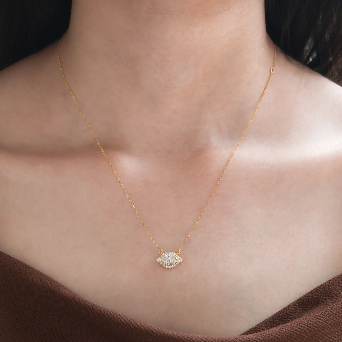 Oval And Pear Diamond Necklace