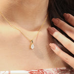 Oval Pendant Necklace