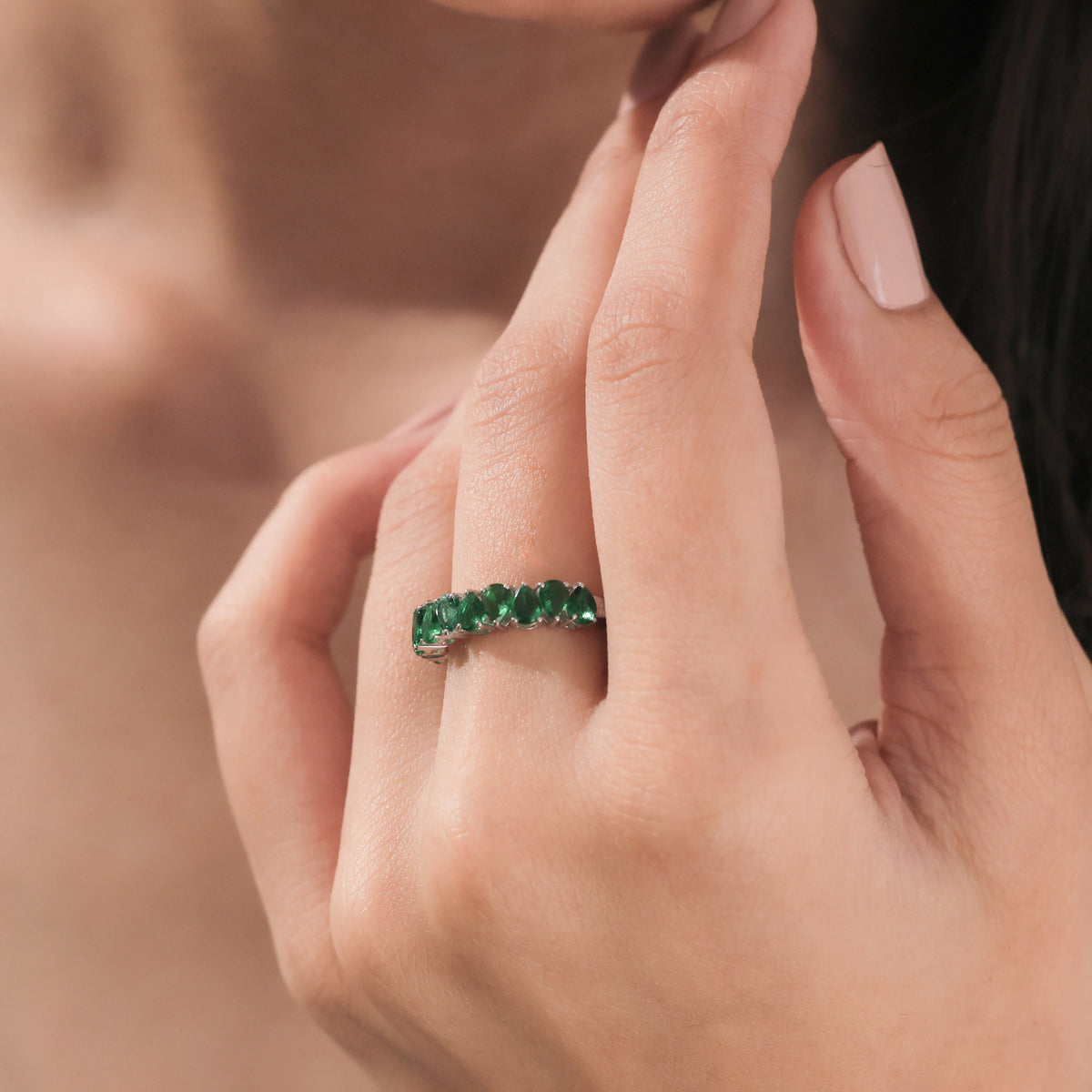 14K White Gold Emerald Gemstone Women Ring