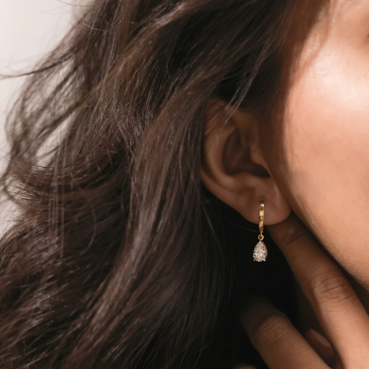 Pear Diamond Gold Earring 