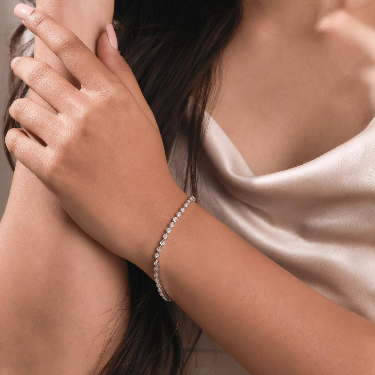 Pear Round Gold Bracelet 