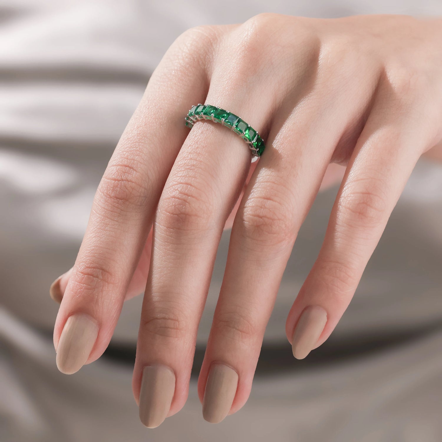 10K White Gold Princess Emerald Gemstone Ring