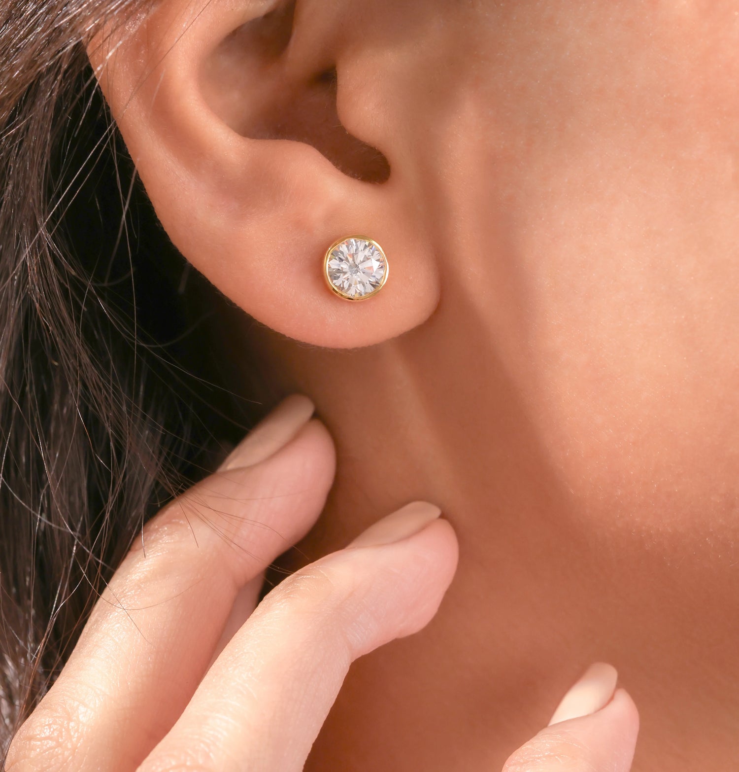 Lab Diamond Round Cut Studs Earrings