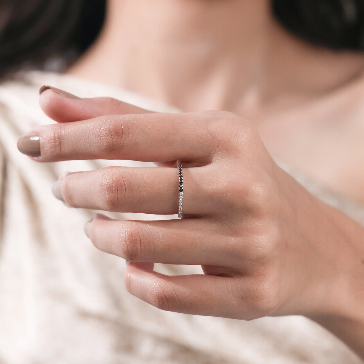Black Diamond Round Cut Gold Ring 