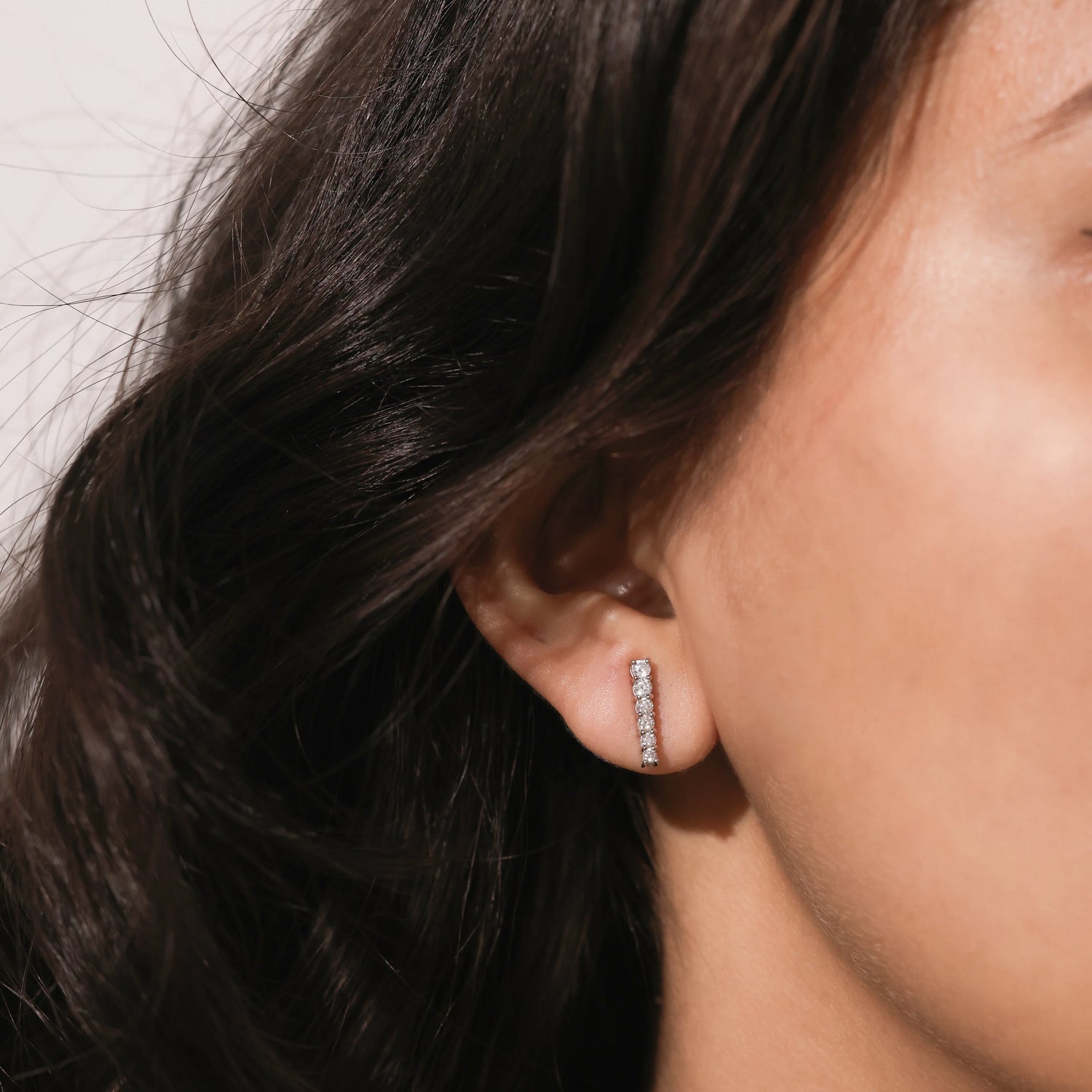 Round Diamond Gold Earring 