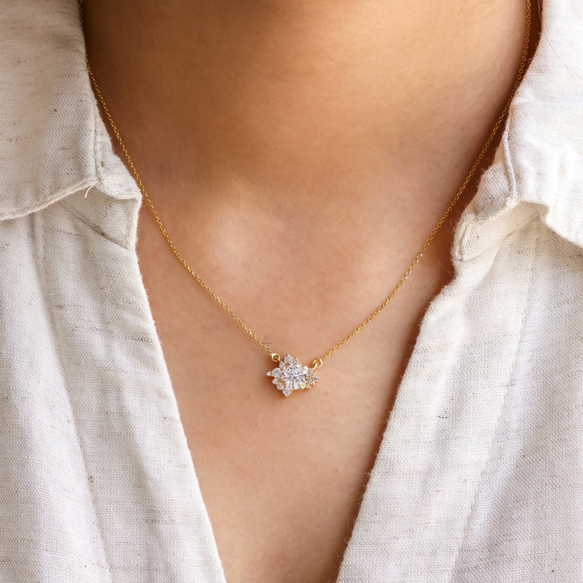 1.28 CT Round Natural Diamond Cluster Pendant Necklace