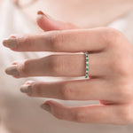 Round Gold Emerald Gemstone Ring 