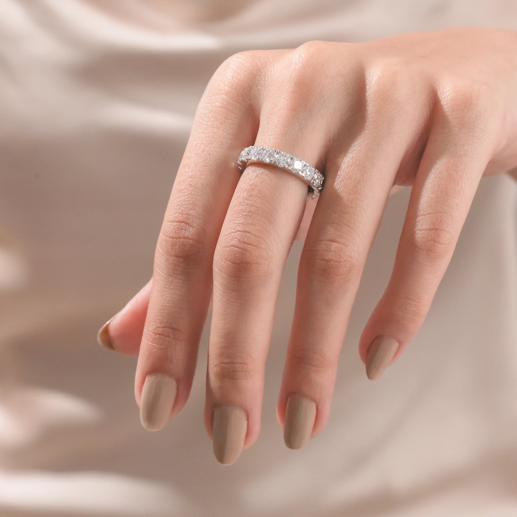 Round Gold Full Wedding Ring 