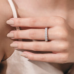 Round Diamond Gold Wedding Ring 