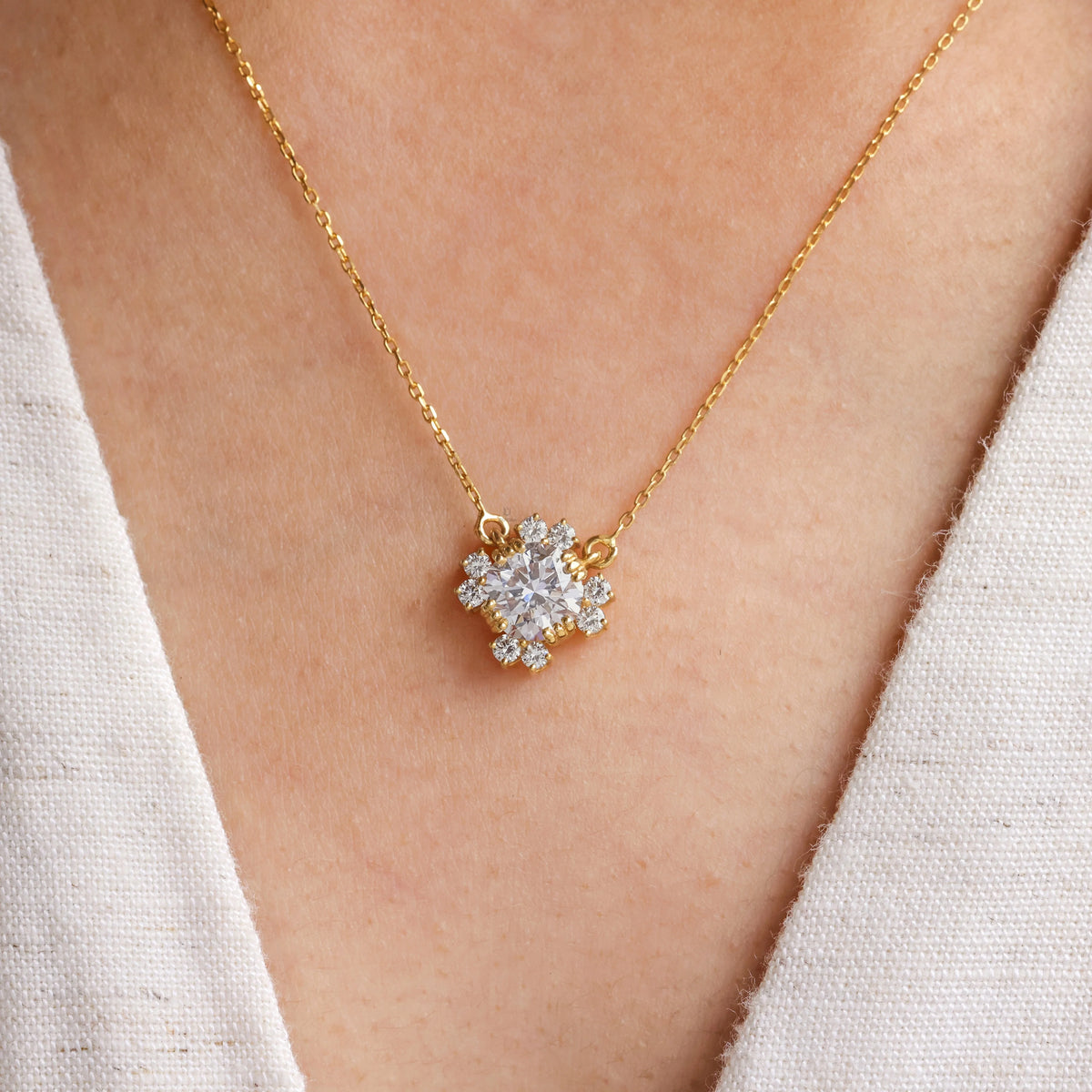 1.20 CT Round Cut Natural Diamond Solitaire Cluster Necklace