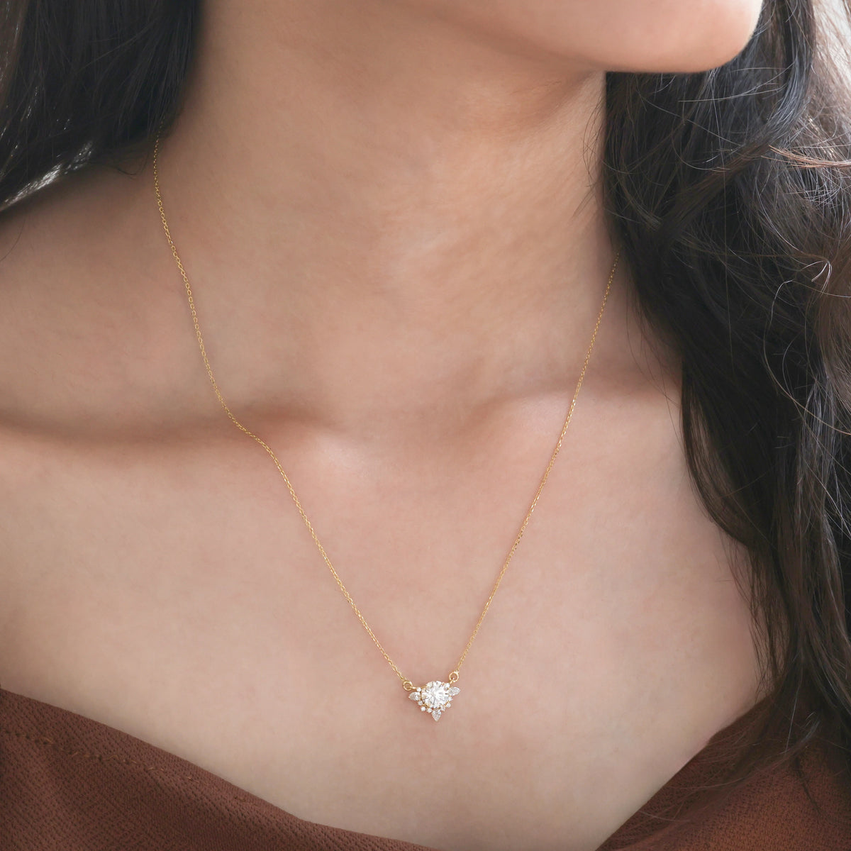 Round and Pear Necklace 