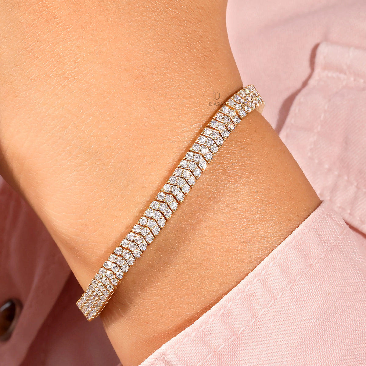 Round Natural Diamond Chevron Tennis Bracelet