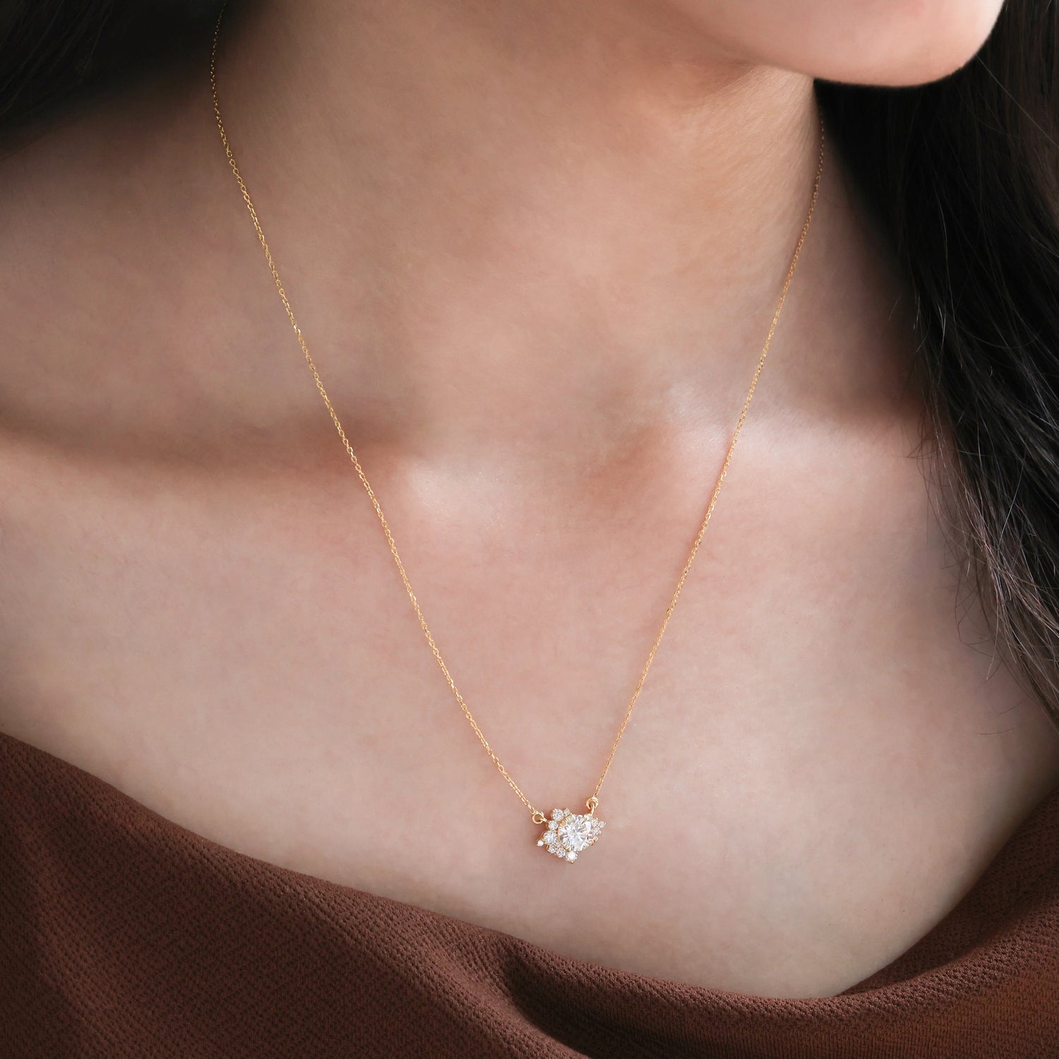 1.28 CT Natural Diamond Round Cluster Necklace