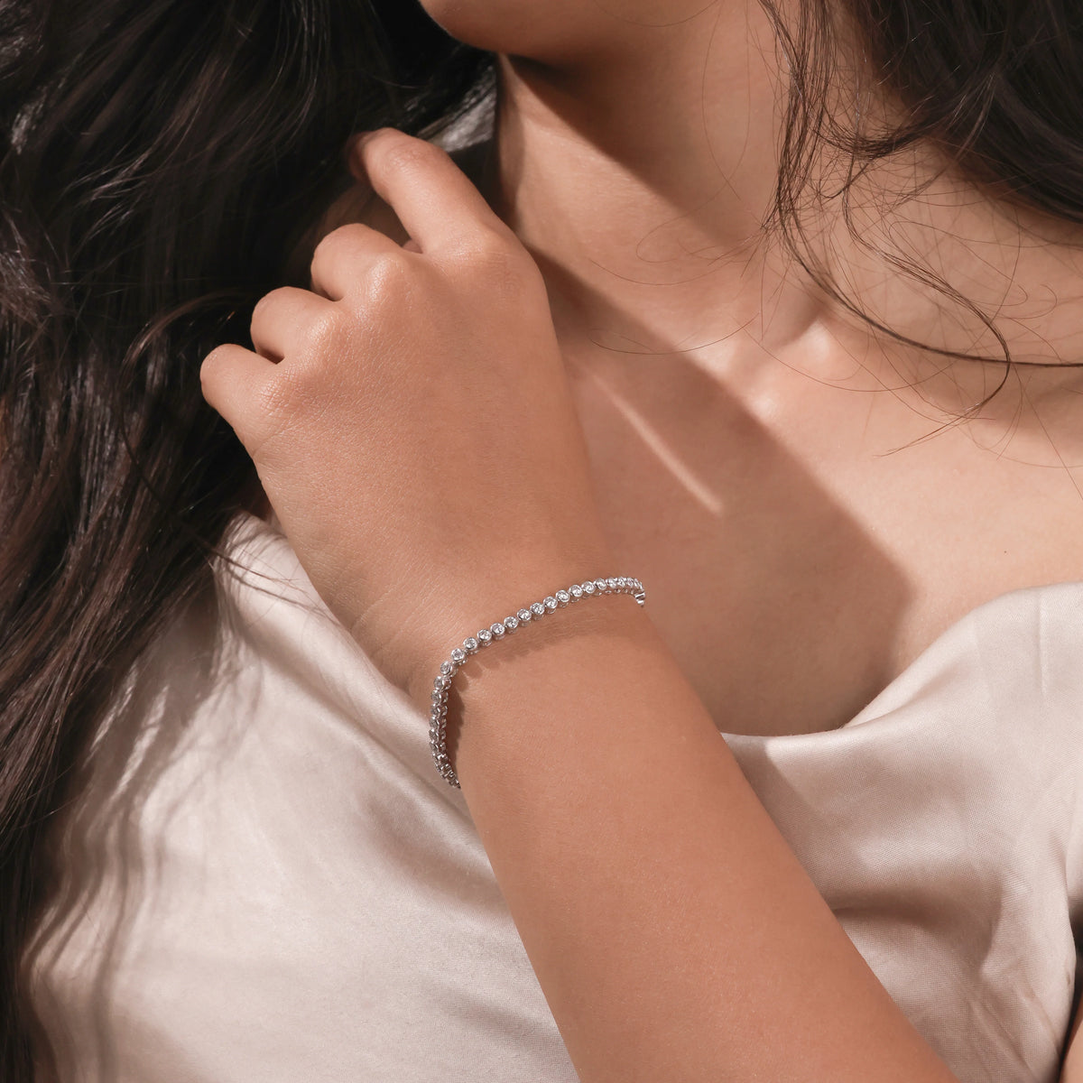 Round Diamond Gold Bracelet 