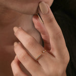 Round Diamond Wedding Ring 