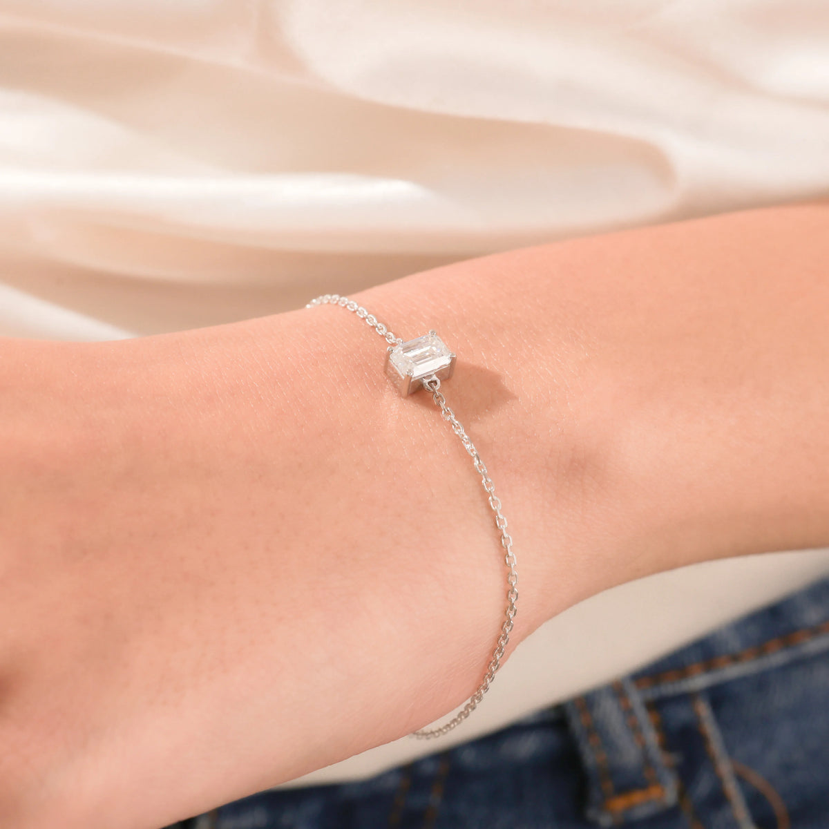 Emerald Gold Diamond Bracelet 