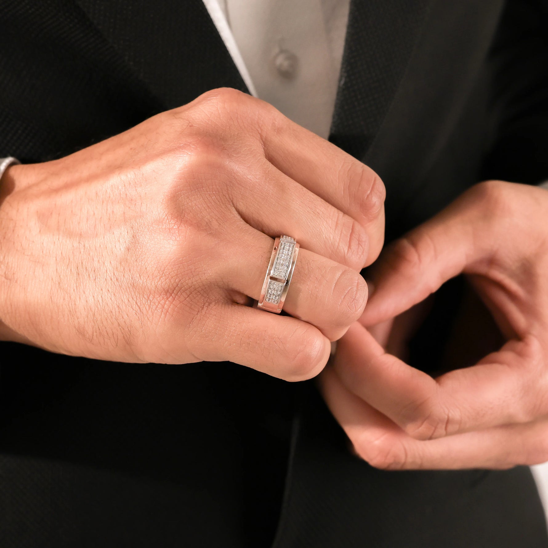 Round Diamond Wedding Band