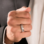 Round Diamond Engagement Ring