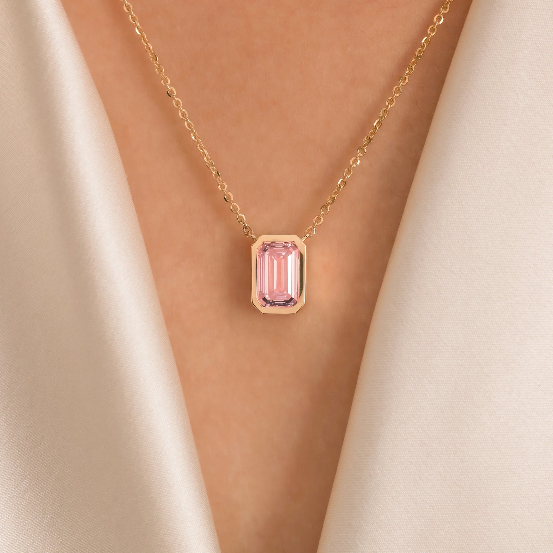 14K Yellow Gold Fancy Pink Emerald Solitaire Diamond Necklace