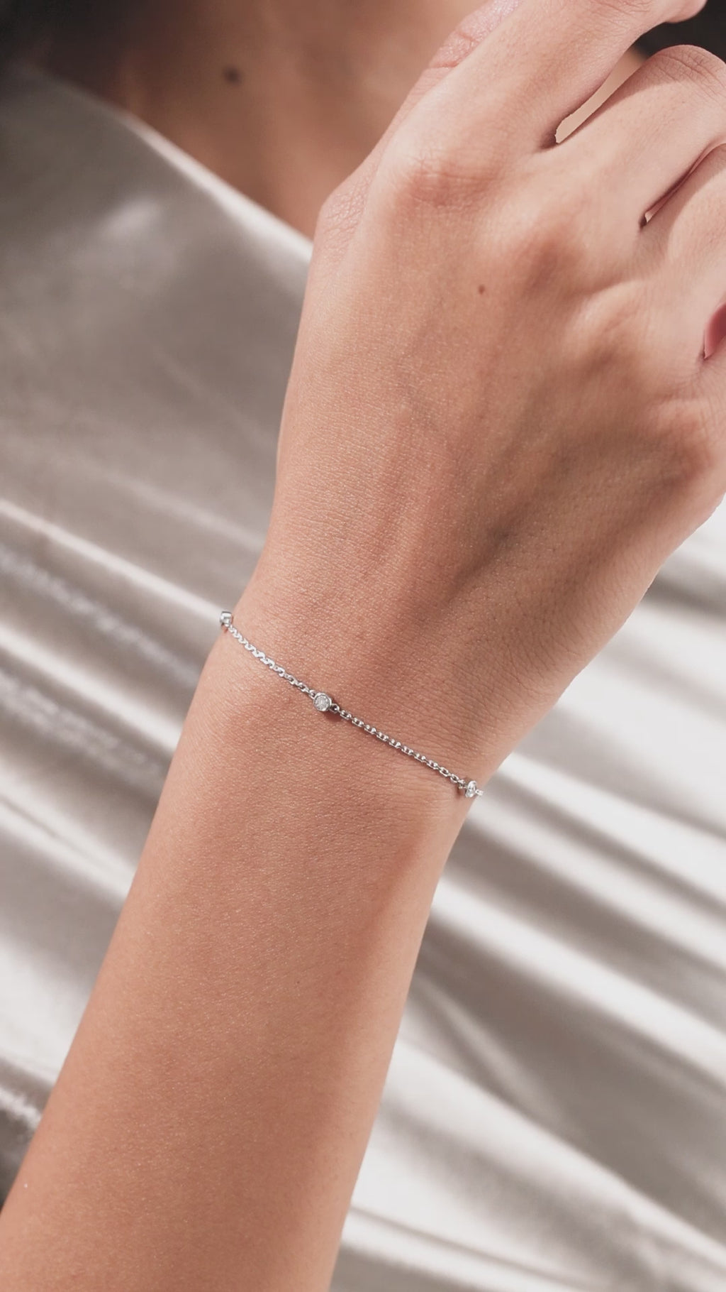 Round Diamond Gold Bracelet 