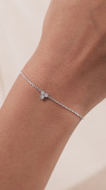 14K White Gold Three Round Cut Diamond Bracelet