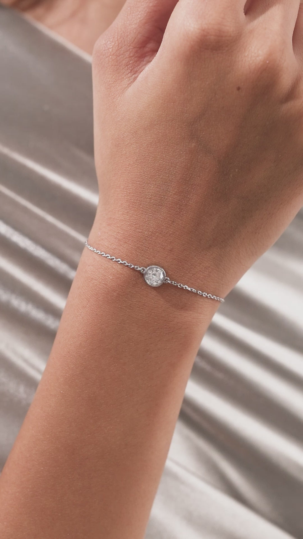 Round Diamond Gold Bracelet 