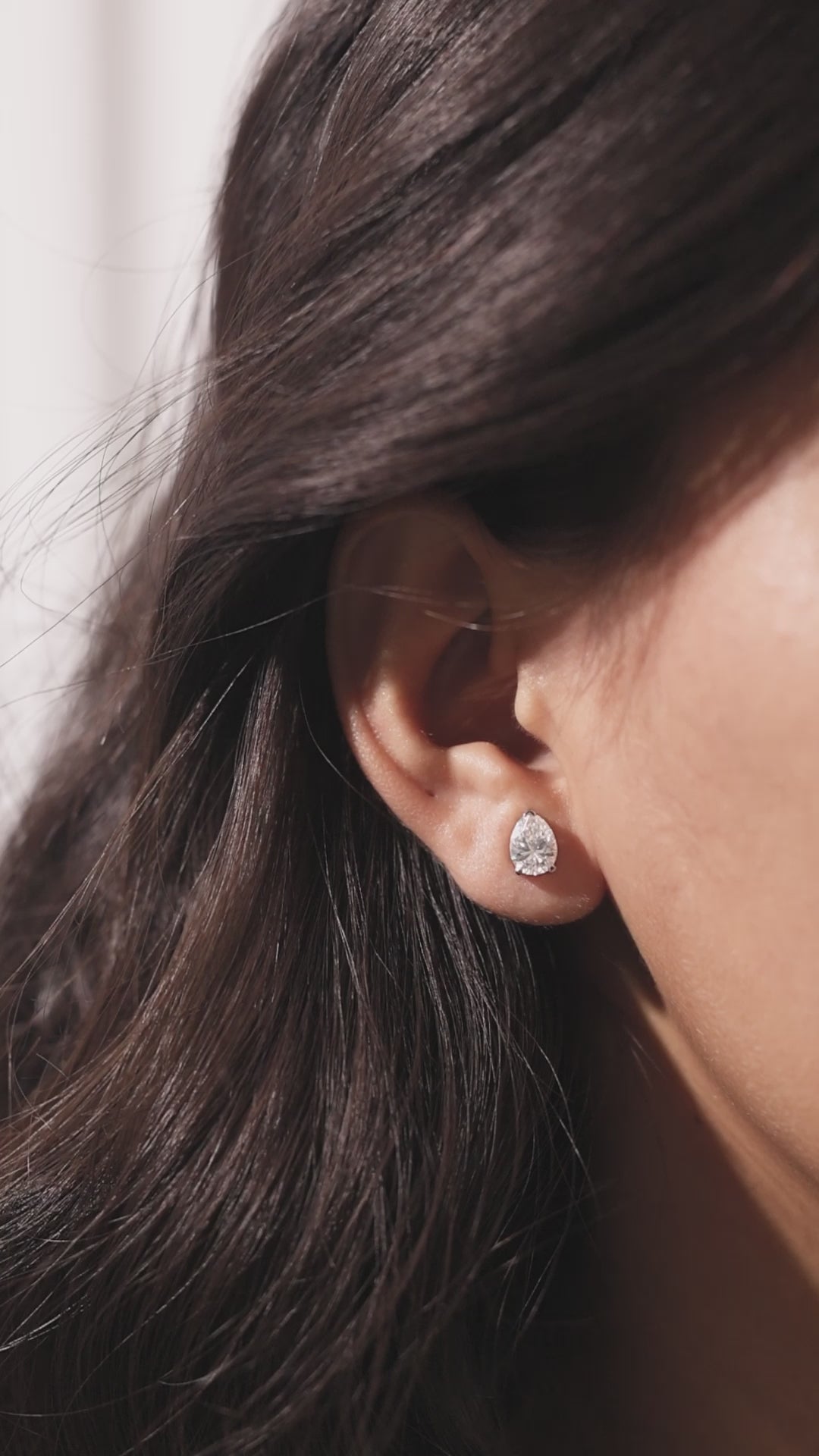 Pear Diamond Studs Earring 