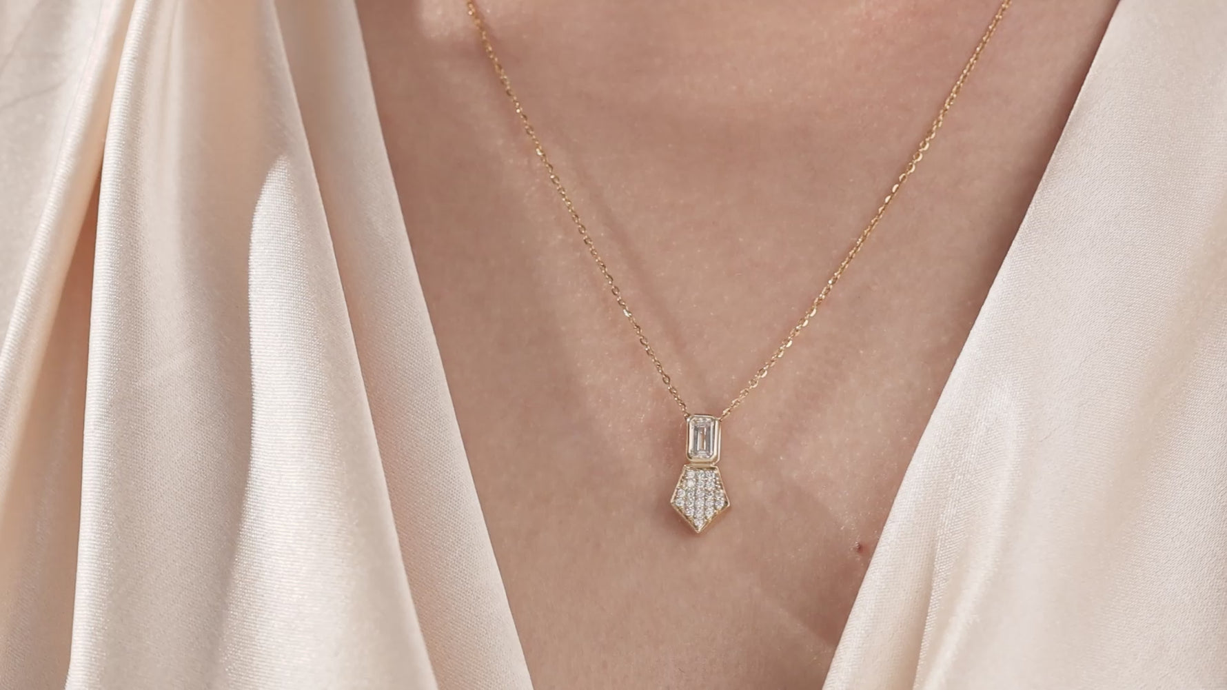 14K Yellow Gold Emerald Diamond Cluster Necklace