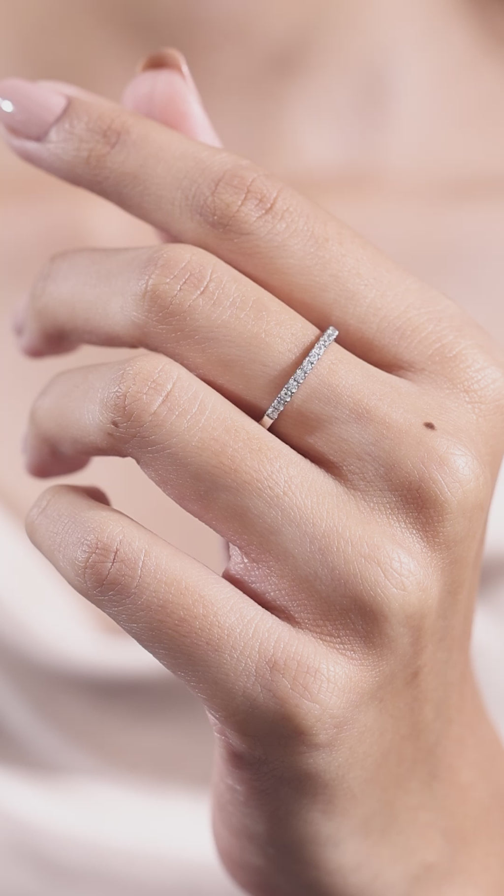 Round Diamond Eternity Ring 