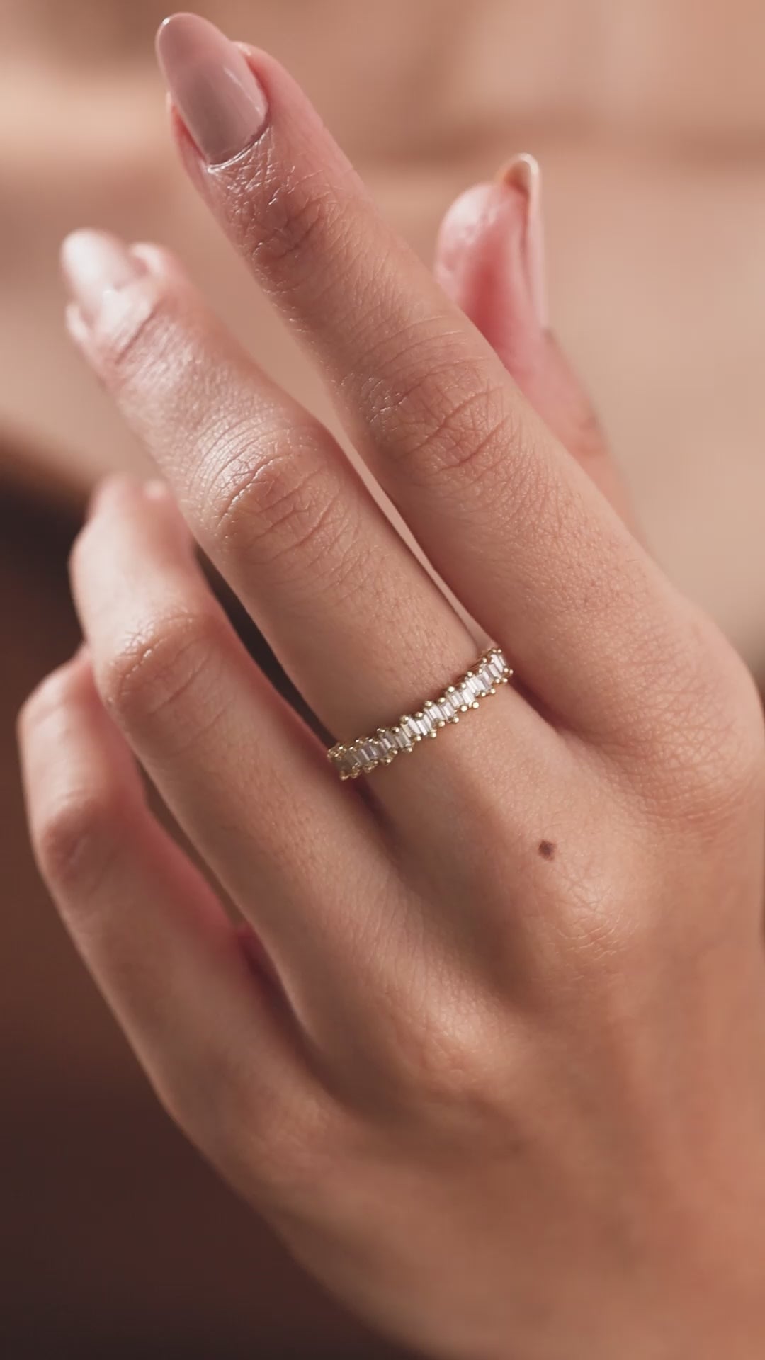 baguette cut diamond wedding ring 