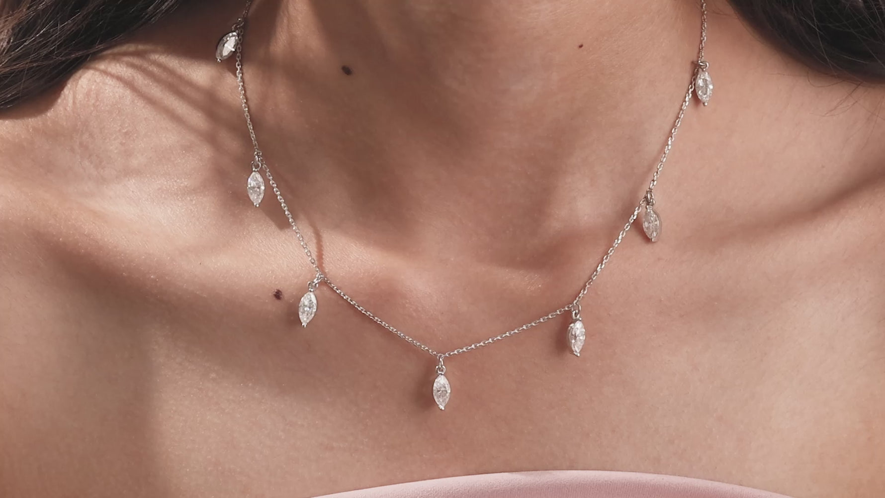 18K Yellow Gold Marquise Diamond Dangling Necklace