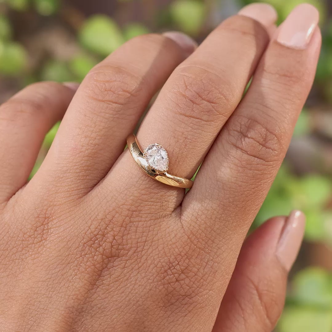 Pear Lab Grown Diamond Curve Ring