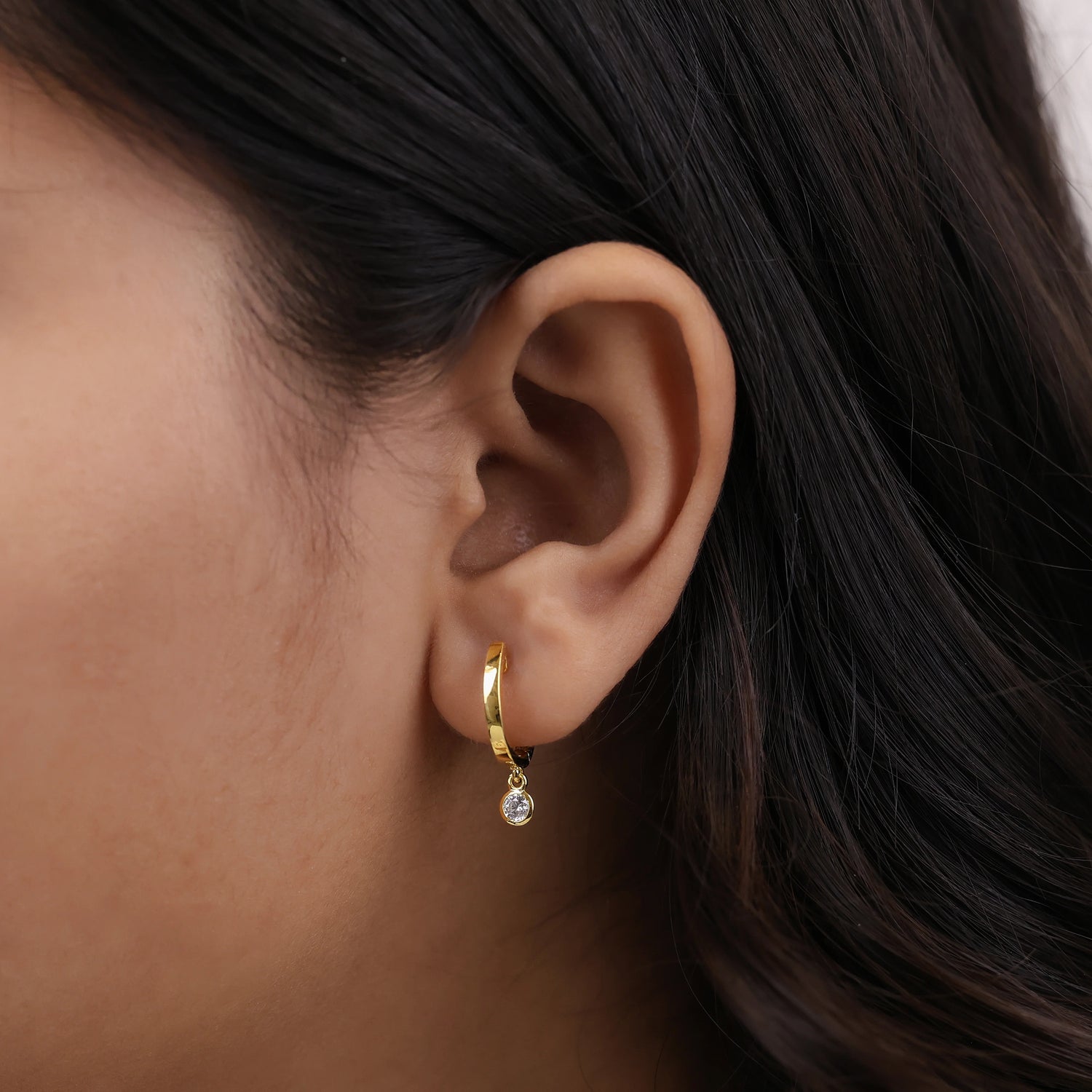 0.20 CT Natural Diamond Round Dangling Hoop Earrings